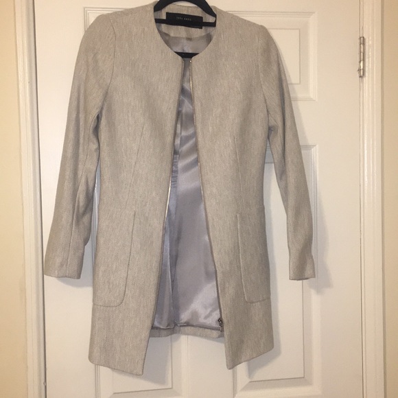 Zara Jackets & Blazers - Zara Light Gray Coat - Small.